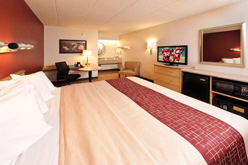 Motel Red Roof - Triangle Park 2*